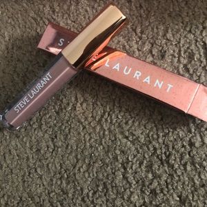 Steve Laurant Lip Gloss